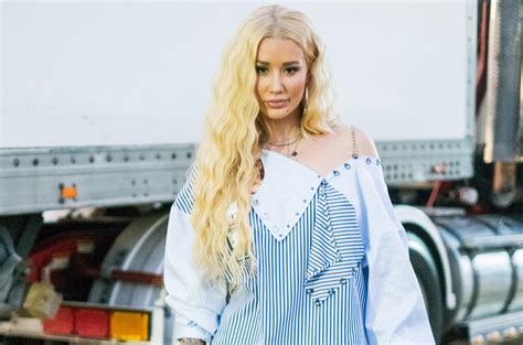 iggy nudes|Iggy Azalea Poses Nude For Fashion Nova Photo Shoot